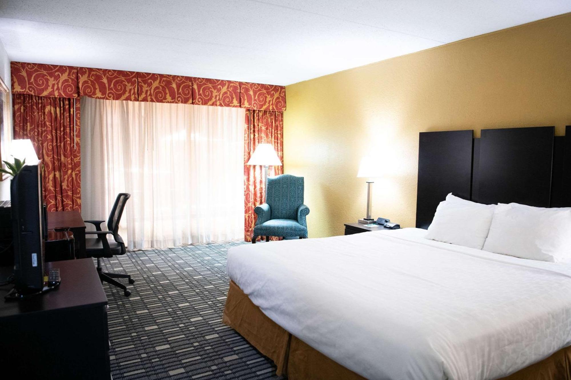 Quality Inn & Conference Center Somerset Kültér fotó